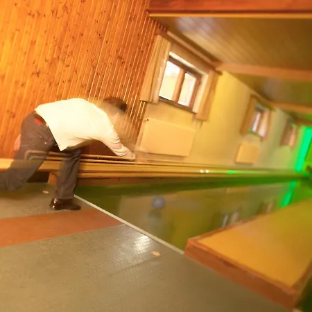 斯米纳柯博德酒店 酒店 Mettmach