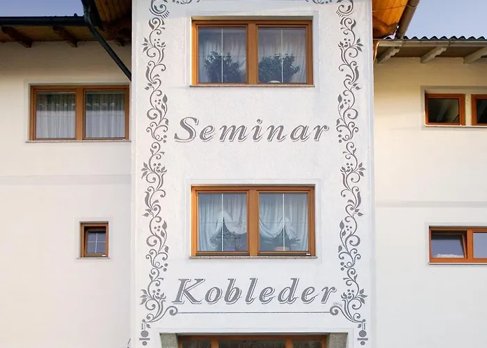 Landgasthof & Seminarhotel Kobleder 3*