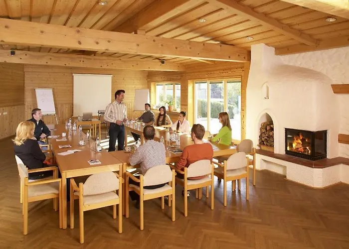 فندق Landgasthof & Seminarhotel Kobleder Mettmach